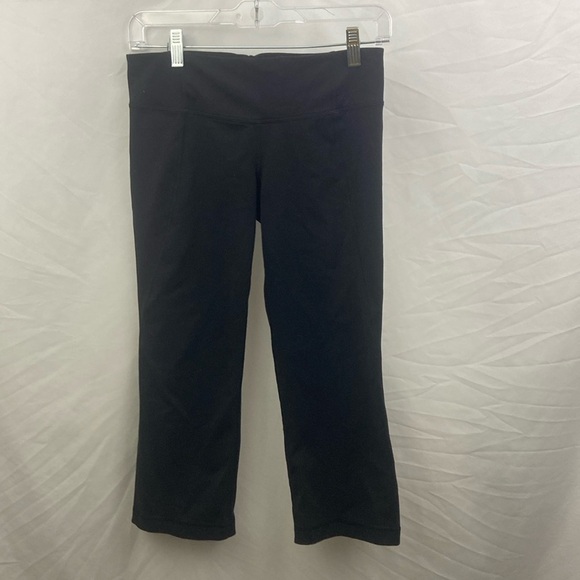lululemon athletica Pants - Lululemon Carpi Leggings Size 6 Black Cropped Yoga Gym Stretch